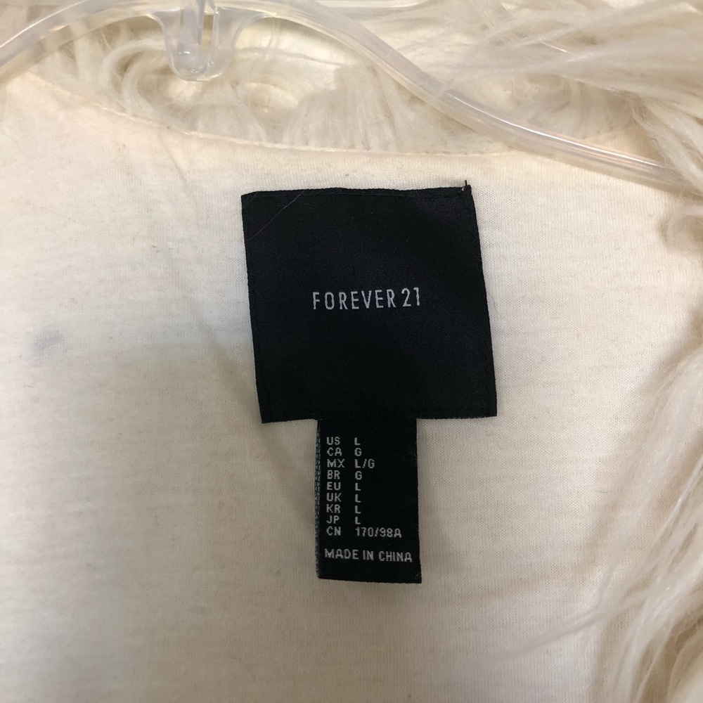 Forever 21 White Fur Vest - Picture 3 of 3